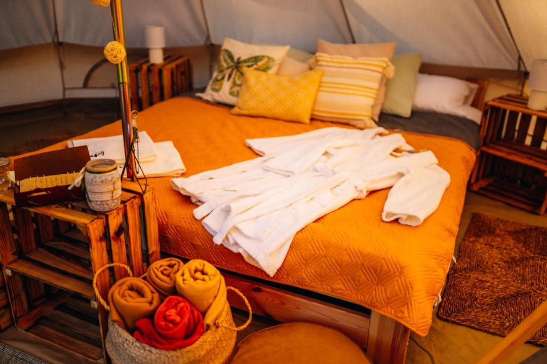 Hotel Bieszczadzka Osada Saunowisko - Glamping z sauną i jacuzzi Solina  Zewnętrze zdjęcie