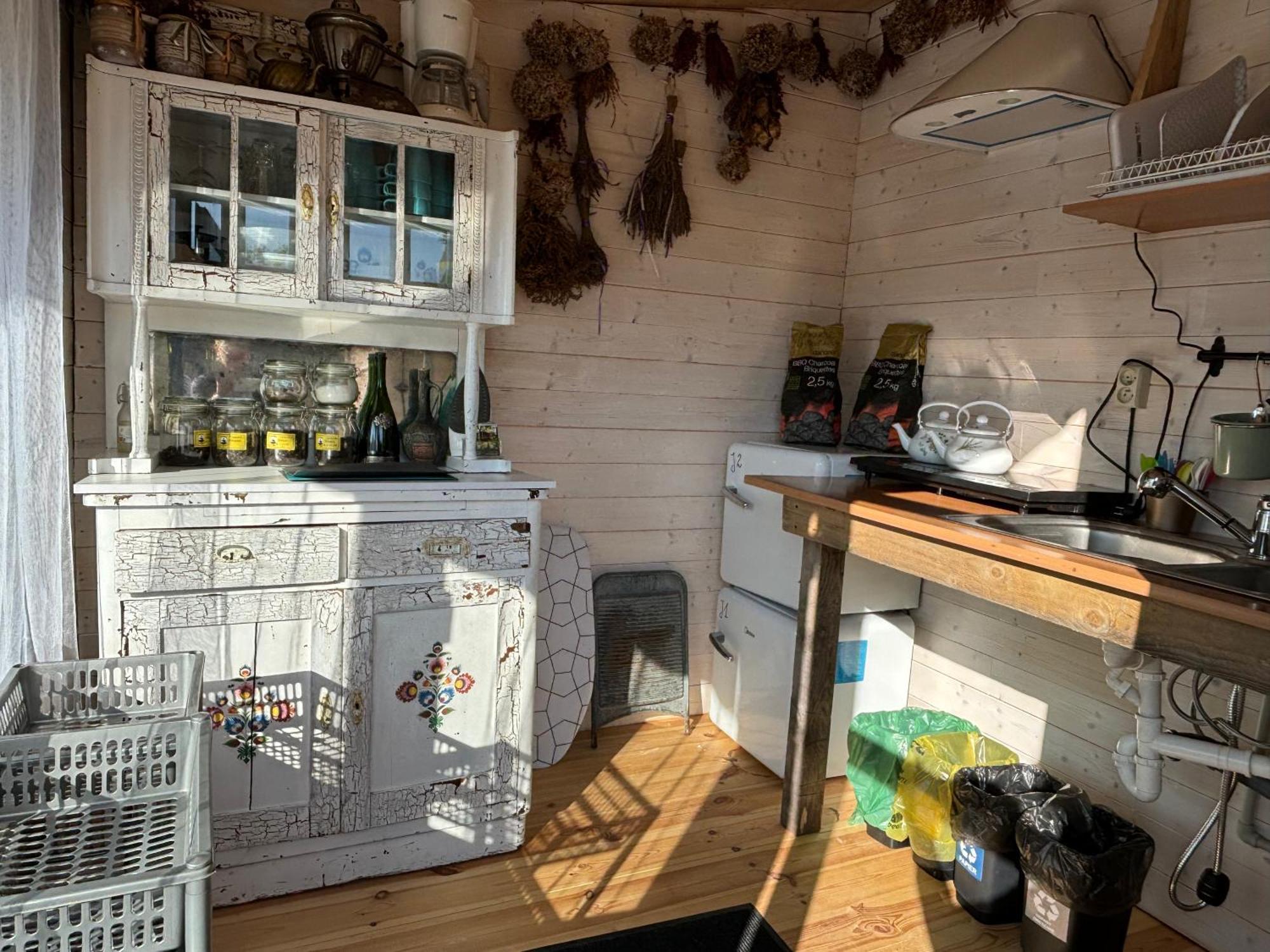 Hotel Bieszczadzka Osada Saunowisko - Glamping z sauną i jacuzzi Solina  Zewnętrze zdjęcie