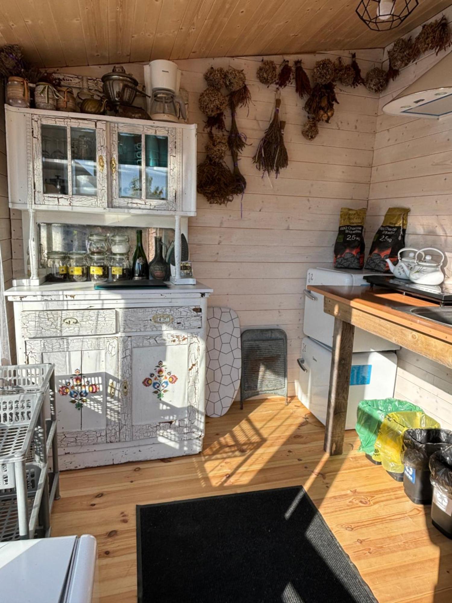 Hotel Bieszczadzka Osada Saunowisko - Glamping z sauną i jacuzzi Solina  Zewnętrze zdjęcie