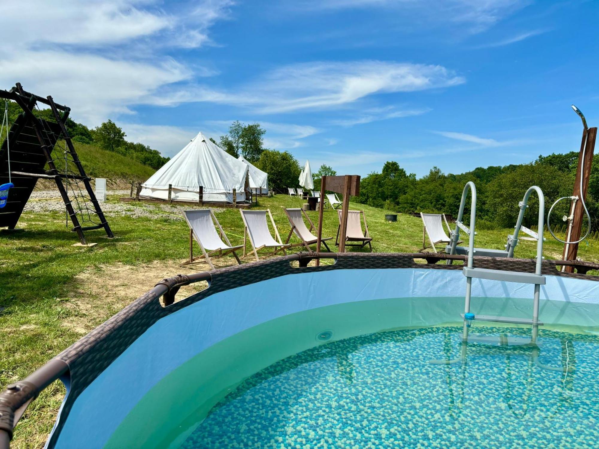 Hotel Bieszczadzka Osada Saunowisko - Glamping z sauną i jacuzzi Solina  Zewnętrze zdjęcie