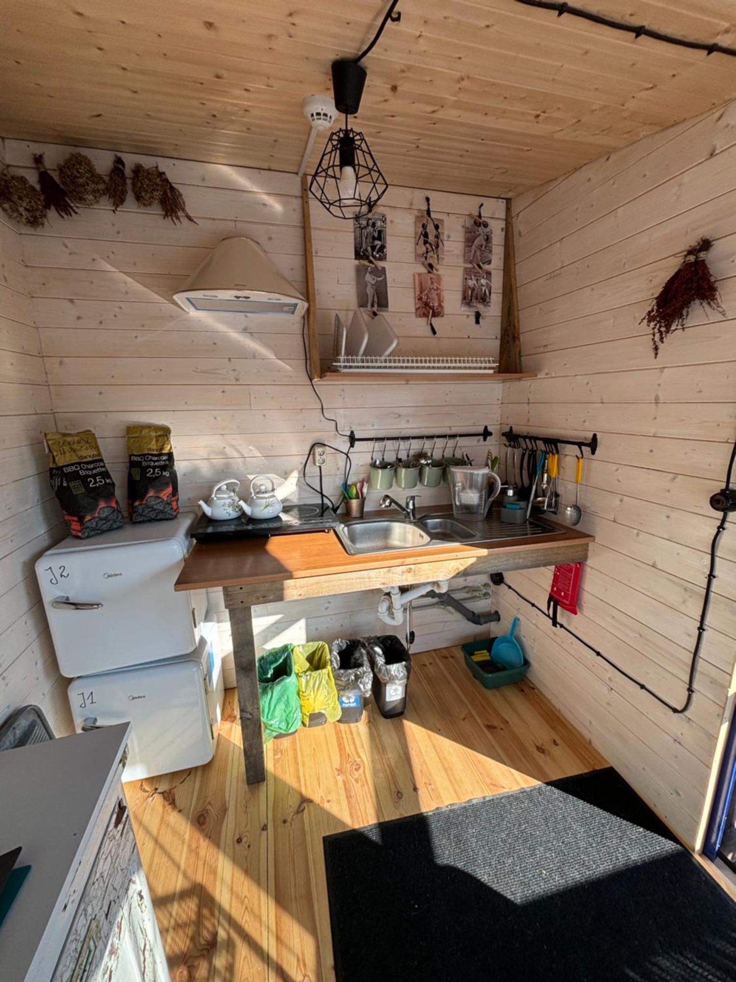 Hotel Bieszczadzka Osada Saunowisko - Glamping z sauną i jacuzzi Solina  Zewnętrze zdjęcie